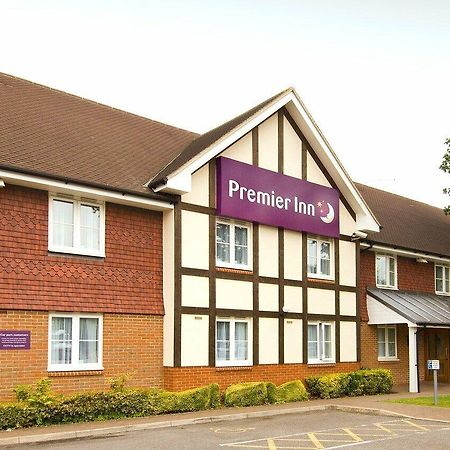 Premier Inn London Gatwick Airport East Crawley  Exteriör bild